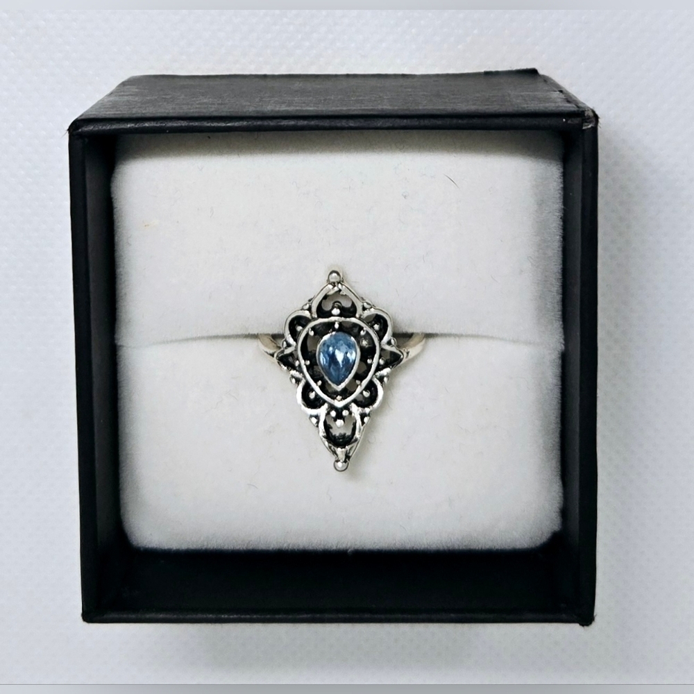 Elegant Silver Tone Blue Gemstone Ring Vintage Style Statement